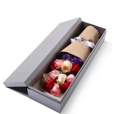 4朵红玫瑰+4朵戴安娜玫瑰+3朵香槟玫瑰花束礼盒 同城鲜花配送