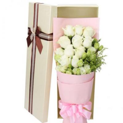 11朵白玫瑰花束礼盒 同城鲜花配送