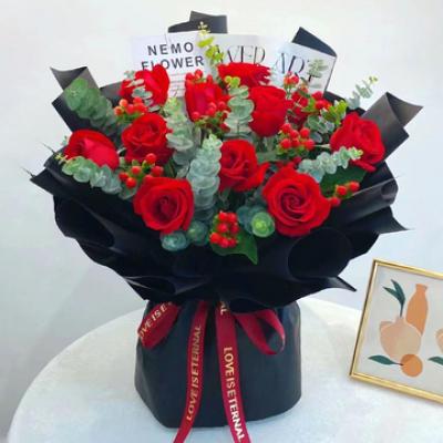 520情人节鲜花:一见倾心 11枝红玫瑰花束