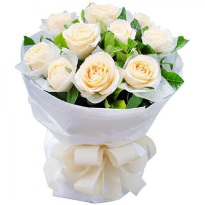 生日祝福鲜花:远方的思念 11枝香槟玫瑰花束